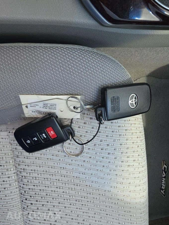 2014 Toyota Camry XLE - miniatura 5