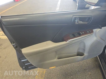 2014 Toyota Camry XLE - miniatura 9