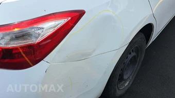 2014 Toyota Corolla L – miniatura 18