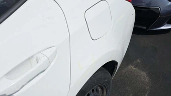 2014 Toyota Corolla L – miniatura 19
