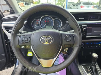 2014 Toyota Corolla LE – miniatura 10