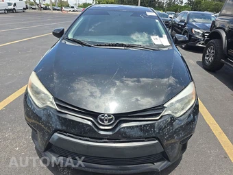 2014 Toyota Corolla LE – miniatura 2