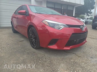 2014 Toyota Corolla LE – miniatura 3