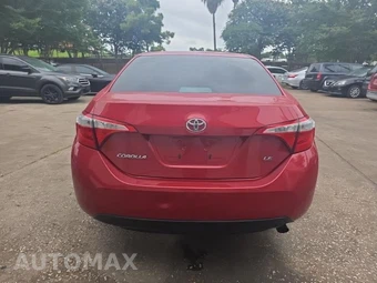 2014 Toyota Corolla LE – miniatura 5