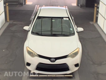 2014 Toyota Corolla LE – miniatura 2