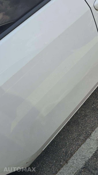 2014 Toyota Corolla LE – miniatura 20