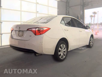 2014 Toyota Corolla LE – miniatura 4