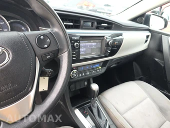 2014 Toyota Corolla LE – miniatura 11
