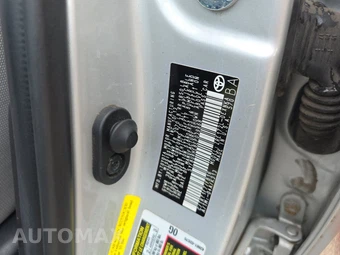 2014 Toyota Corolla LE – miniatura 14