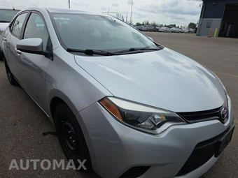 2014 Toyota Corolla LE – miniatura 3