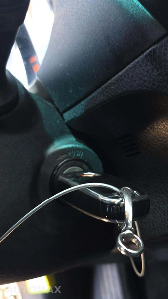 2014 Toyota Corolla LE - miniatura 20