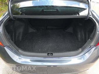 2014 Toyota Corolla S Plus - miniatura 14