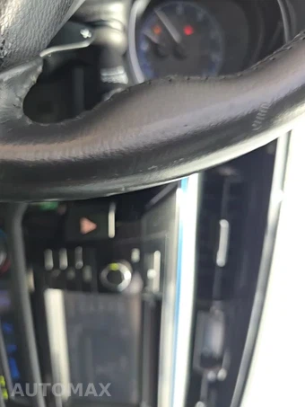 2014 Toyota Corolla S Plus – miniatura 26