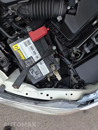 2014 Toyota Corolla S Plus – miniatura 27