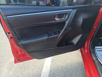 2014 Toyota Corolla S Plus - miniatura 9
