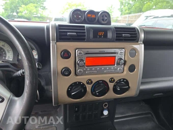 2014 Toyota FJ Cruiser w/Rear Doors - miniatura 10