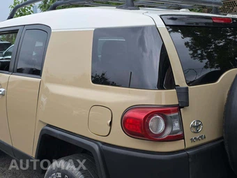 2014 Toyota FJ Cruiser w/Rear Doors - miniatura 22