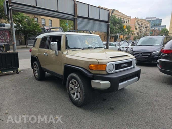 2014 Toyota FJ Cruiser w/Rear Doors - miniatura 4