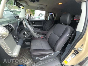 2014 Toyota FJ Cruiser w/Rear Doors - miniatura 6