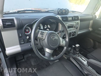2014 Toyota FJ Cruiser w/Rear Doors - miniatura 10