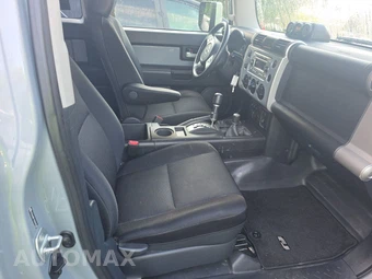 2014 Toyota FJ Cruiser w/Rear Doors - miniatura 8