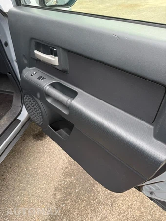 2014 Toyota FJ Cruiser w/Rear Doors - miniatura 11