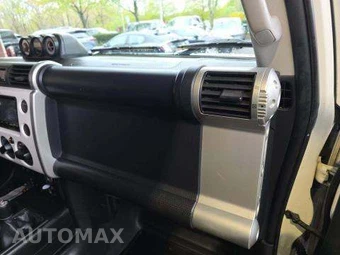2014 Toyota FJ Cruiser w/Rear Doors - miniatura 19