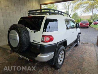 2014 Toyota FJ Cruiser w/Rear Doors - miniatura 3