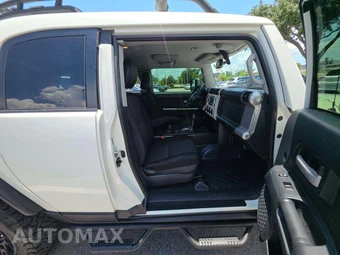 2014 Toyota FJ Cruiser w/Rear Doors - miniatura 18