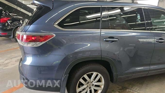 2014 Toyota Highlander LE – miniatura 46