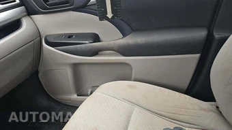 2014 Toyota Highlander LE – miniatura 49