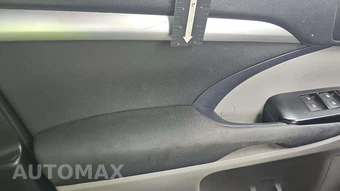 2014 Toyota Highlander LE – miniatura 52