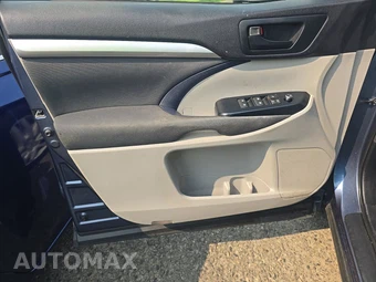 2014 Toyota Highlander LE – miniatura 9