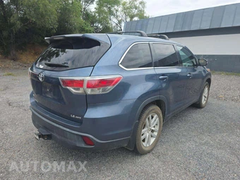 2014 Toyota Highlander LE – miniatura 3