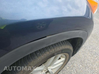 2014 Toyota Highlander LE – miniatura 35