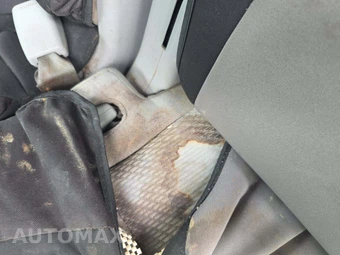 2014 Toyota Highlander LE – miniatura 37