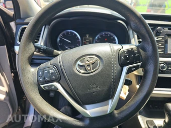 2014 Toyota Highlander LE – miniatura 10