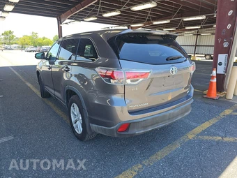 2014 Toyota Highlander LE – miniatura 6