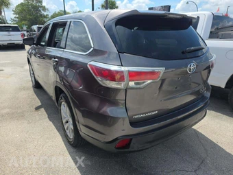 2014 Toyota Highlander LE – miniatura 2