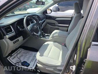 2014 Toyota Highlander LE – miniatura 6
