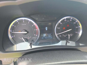 2014 Toyota Highlander LE – miniatura 9