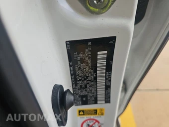 2014 Toyota Highlander LE Plus – miniatura 14