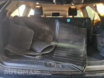 2014 Toyota Highlander LE Plus – miniatura 17