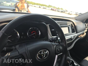 2014 Toyota Highlander LE Plus – miniatura 11