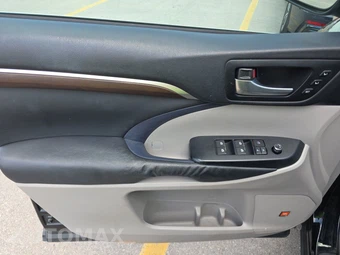 2014 Toyota Highlander Limited Platinum – miniatura 9