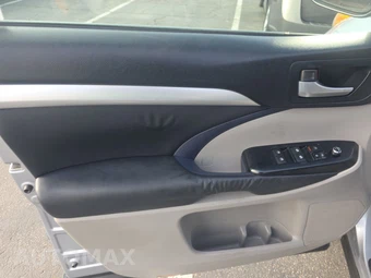 2014 Toyota Highlander XLE – miniatura 9