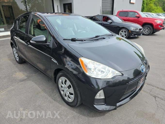 2014 Toyota Prius c One – miniatura 4