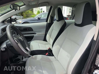 2014 Toyota Prius c One – miniatura 6