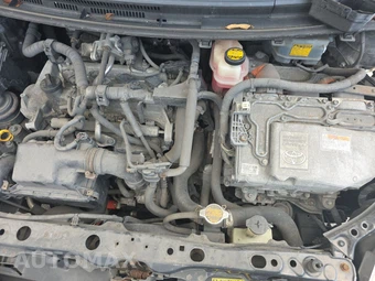 2014 Toyota Prius c One – miniatura 15