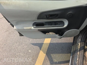 2014 Toyota Prius c One – miniatura 9